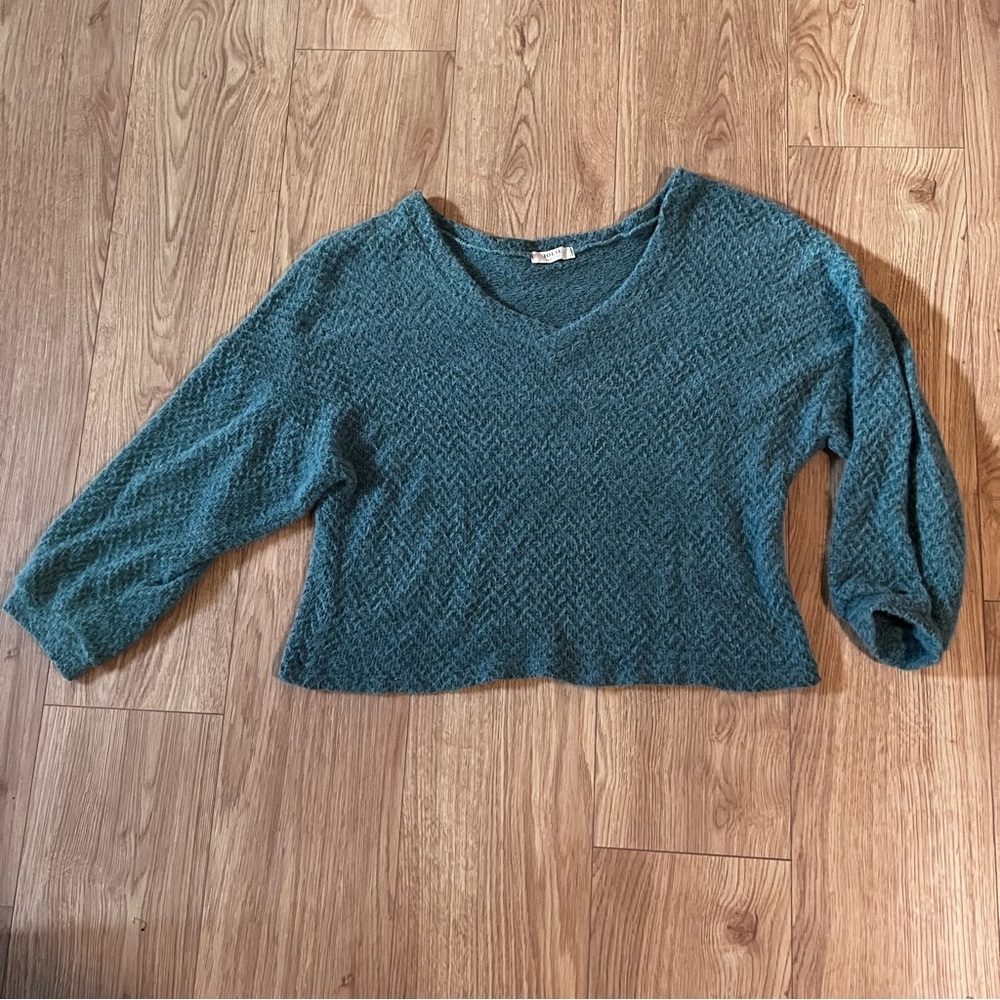 Fuzzy & Soft Teal Patterned Sweater